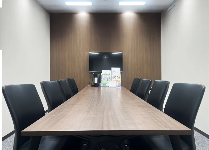 ベンチャーサポート相続税理士法人の面談室の一室